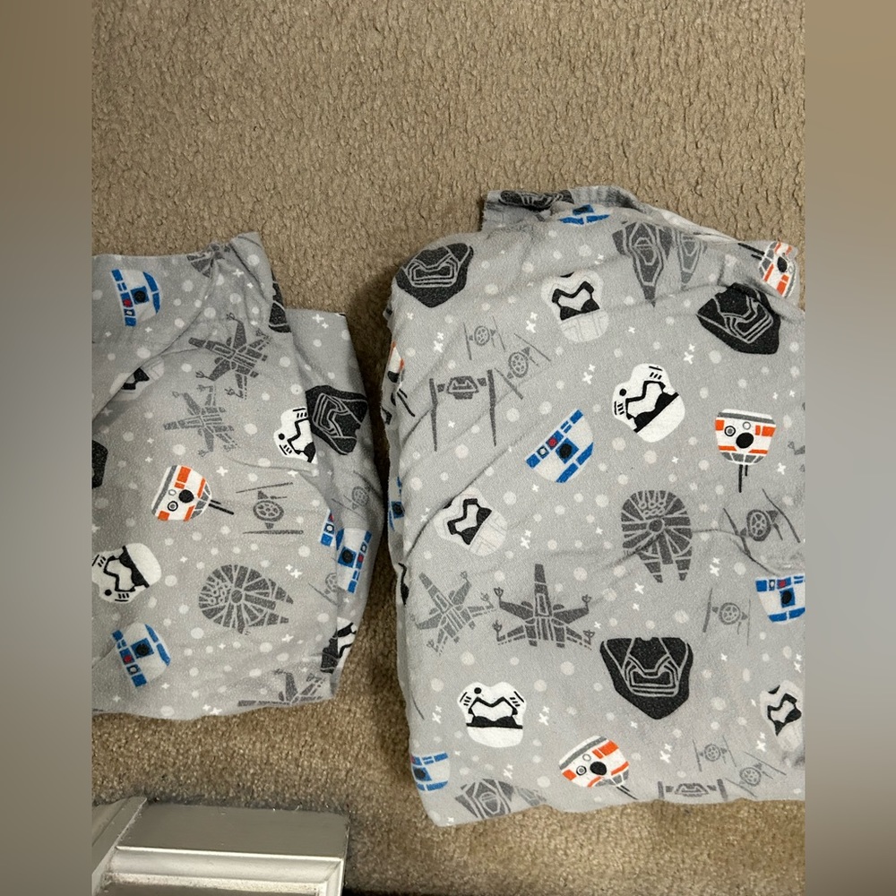 Star Wars Fleece twin size fitted , top sheet and pillow case